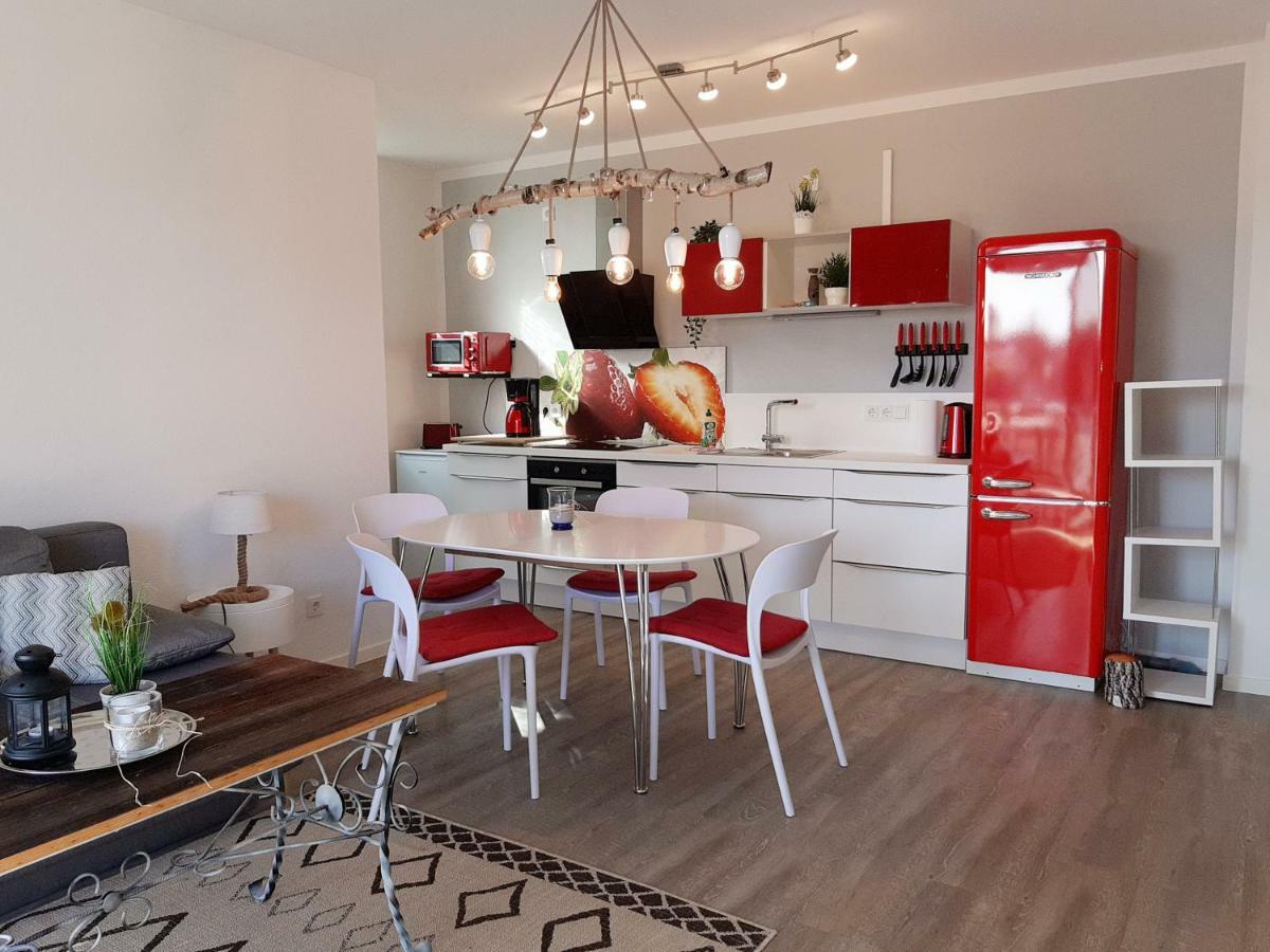 Ferienwohnung Strandraeuber Glowe Bagian luar foto