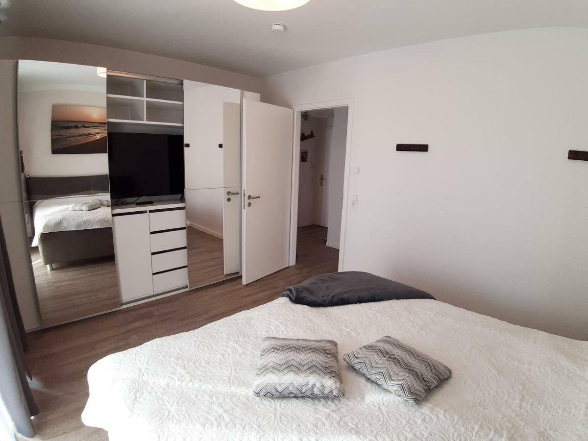 Ferienwohnung Strandraeuber Glowe Bagian luar foto