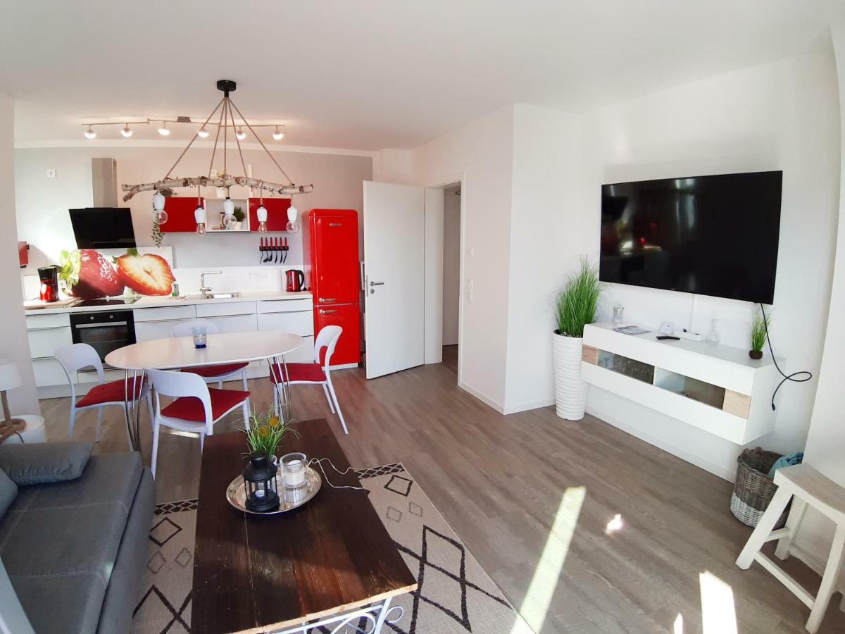 Ferienwohnung Strandraeuber Glowe Bagian luar foto